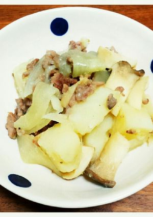 節約レシピ！簡単でおいしい洋風肉じゃが♡-レシピのメイン写真