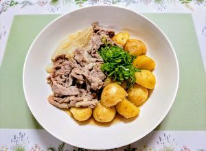 簡単夏の夕飯！居酒屋！豚肉じゃがメイン-レシピのメイン写真