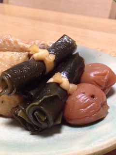 あっさり!手羽先と昆布のウメ煮-レシピのメイン写真
