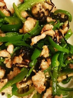 ピーマンと豚肉の塩昆布炒め-レシピのメイン写真