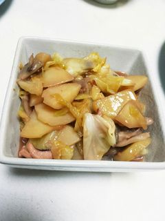 じゃがいもとイカの塩辛の炒め物♪簡単!-レシピのメイン写真