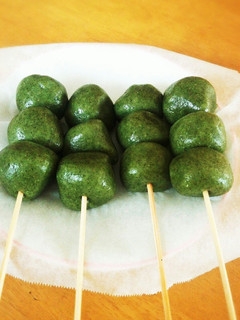 豆腐で作るヨモギ団子♪-レシピのメイン写真