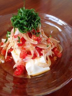 新玉ねぎとトマトをのせて♡豆腐サラダ-レシピのメイン写真