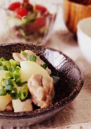 えっ？塩だけ？鶏肉とじゃがいもの塩煮-レシピのメイン写真