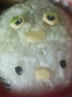 キティ×ガチャピン キャラ弁-レシピのメイン写真