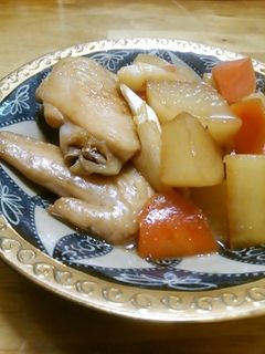 鶏手羽と大根とにんじんの甘辛煮-レシピのメイン写真