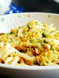 ランチに~コンソメ味の洋風焼きうどん~-レシピのメイン写真