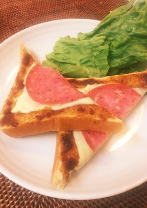 簡単・時短◎朝食☆ピザ風トースト-レシピのメイン写真