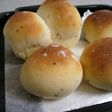 黒ごまのパン