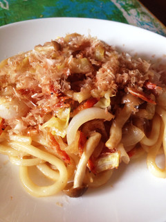春キャベツ&新玉葱の焼きうどん-レシピのメイン写真