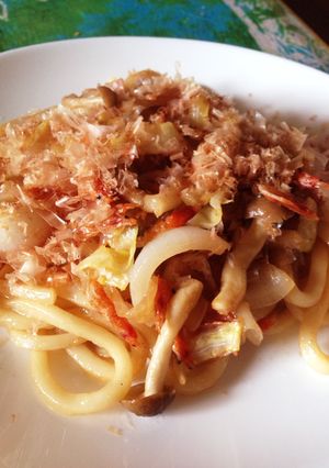 春キャベツ＆新玉葱の焼きうどん-レシピのメイン写真