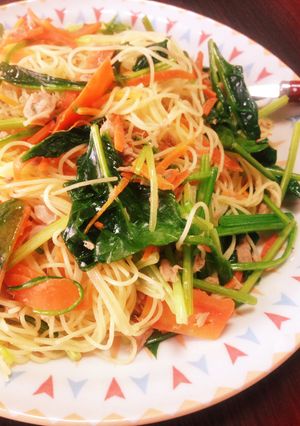 緑黄色野菜とツナのガーリックパスタ-レシピのメイン写真