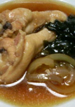簡単☆鶏(手羽元)とわかめの和風甘辛煮-レシピのメイン写真