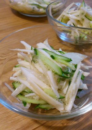 サラダ風＊山芋と新玉ねぎの青しそ酢和え＊-レシピのメイン写真