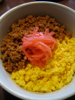 ふんわり♪鶏そぼろ丼-レシピのメイン写真