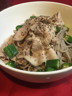 豚肉の温しゃぶとオクラのヘルシー蕎麦-レシピのメイン写真