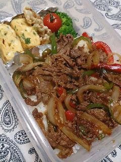 万能だれですき焼き丼風弁当-レシピのメイン写真