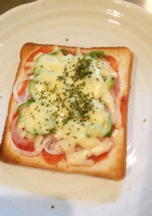 簡単で適当なピザトースト-レシピのメイン写真