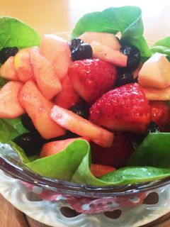 ♡ベリーとリンゴのフルーツサラダ-レシピのメイン写真