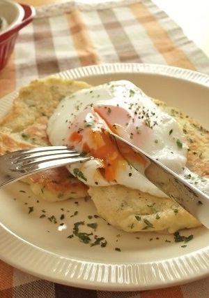 朝ごはんに♪おからとパセリのパンケーキ-レシピのメイン写真