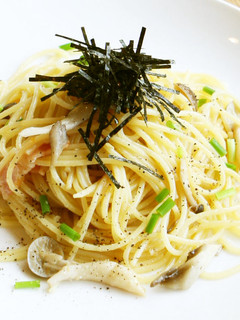 うま味絶品♪きのことベーコンの和風パスタ-レシピのメイン写真
