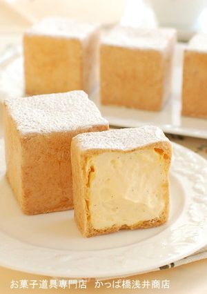 プチキューブ型で四角いシュークリーム-レシピのメイン写真