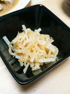 おかずにおつまみに!うまうまピリ辛大根♪-レシピのメイン写真