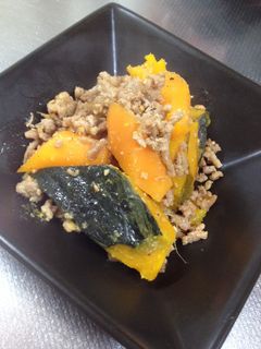 南瓜と人参のそぼろ煮-レシピのメイン写真
