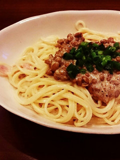 ベーコンと納豆の和風クリームパスタ-レシピのメイン写真