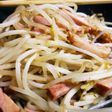 もう一品。もやしと焼き豚炒め