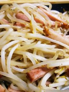 もう一品。もやしと焼き豚炒め-レシピのメイン写真