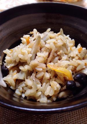 ツナと野菜の炊き込みご飯-レシピのメイン写真