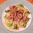 冷凍うどんで春キャベツと豚肉焼きペペロン