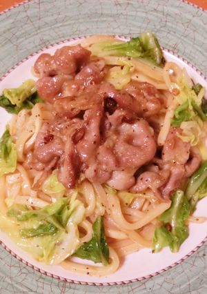 冷凍うどんで春キャベツと豚肉焼きペペロン-レシピのメイン写真
