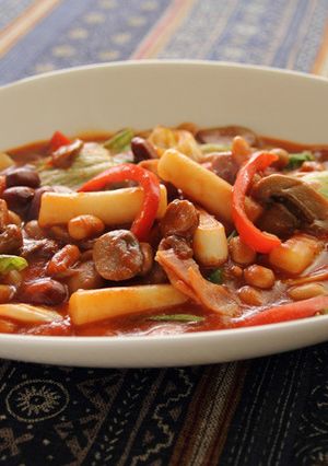 ミックス豆とトッポギの煮込み【天狗缶詰】-レシピのメイン写真