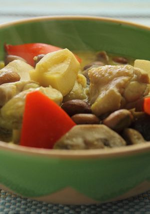 落花生入りココナッツカレー【天狗缶詰】-レシピのメイン写真