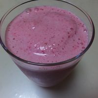 基本からアレンジまで！思わずつくりたくなる「ストロベリーシェイク