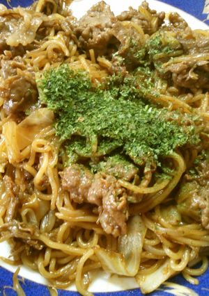 ランチに簡単♪ 肉盛り スタミナ焼きそば-レシピのメイン写真