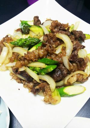 ちょー簡単☆牛肉のガリバタ炒め-レシピのメイン写真