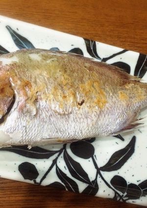 フライパンでおいしい☆鯛の塩焼き➕コツ-レシピのメイン写真
