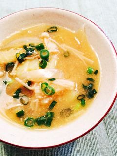 新玉と新じゃがとえのきのみそ汁-レシピのメイン写真
