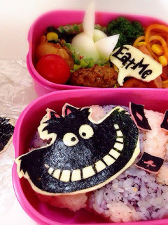 アリス(チェシャ猫)キャラ弁-レシピのメイン写真