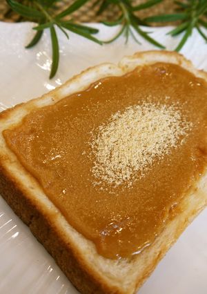 朝食夜食に！ えごま油のきな粉トースト♡-レシピのメイン写真