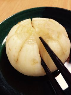超大胆!まるごと新玉ねぎのポン酢がけ♪春-レシピのメイン写真