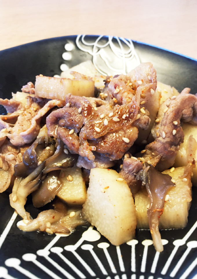 豚肉と長芋舞茸のピリ辛炒め-レシピのメイン写真