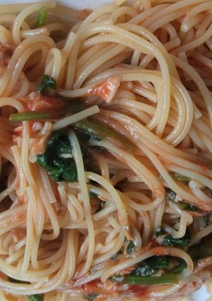 ツナとほうれん草とケチャップのパスタ-レシピのメイン写真