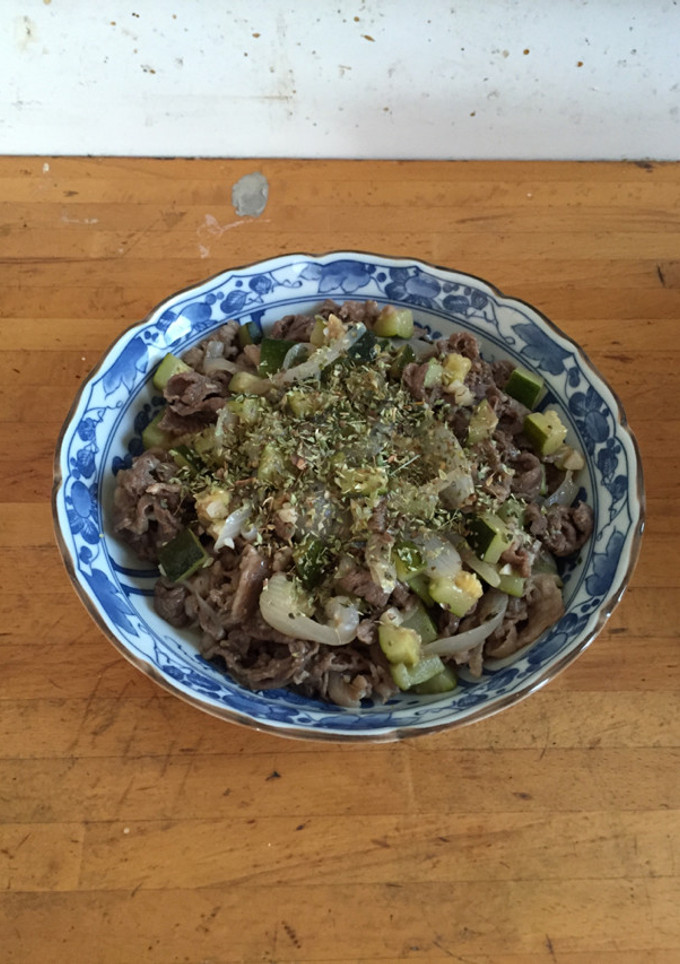 古代ローマ風、牛肉とズッキーニ炒め-レシピのメイン写真
