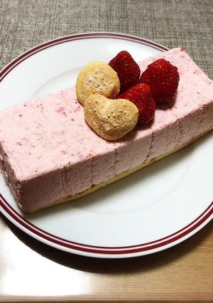 簡単！苺のムースケーキ-レシピのメイン写真