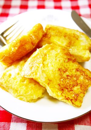 塩を振りかけて♪塩パン風フレンチトースト-レシピのメイン写真