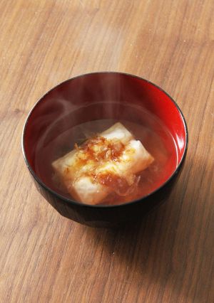 おもちと鰹節だけのお雑煮-レシピのメイン写真